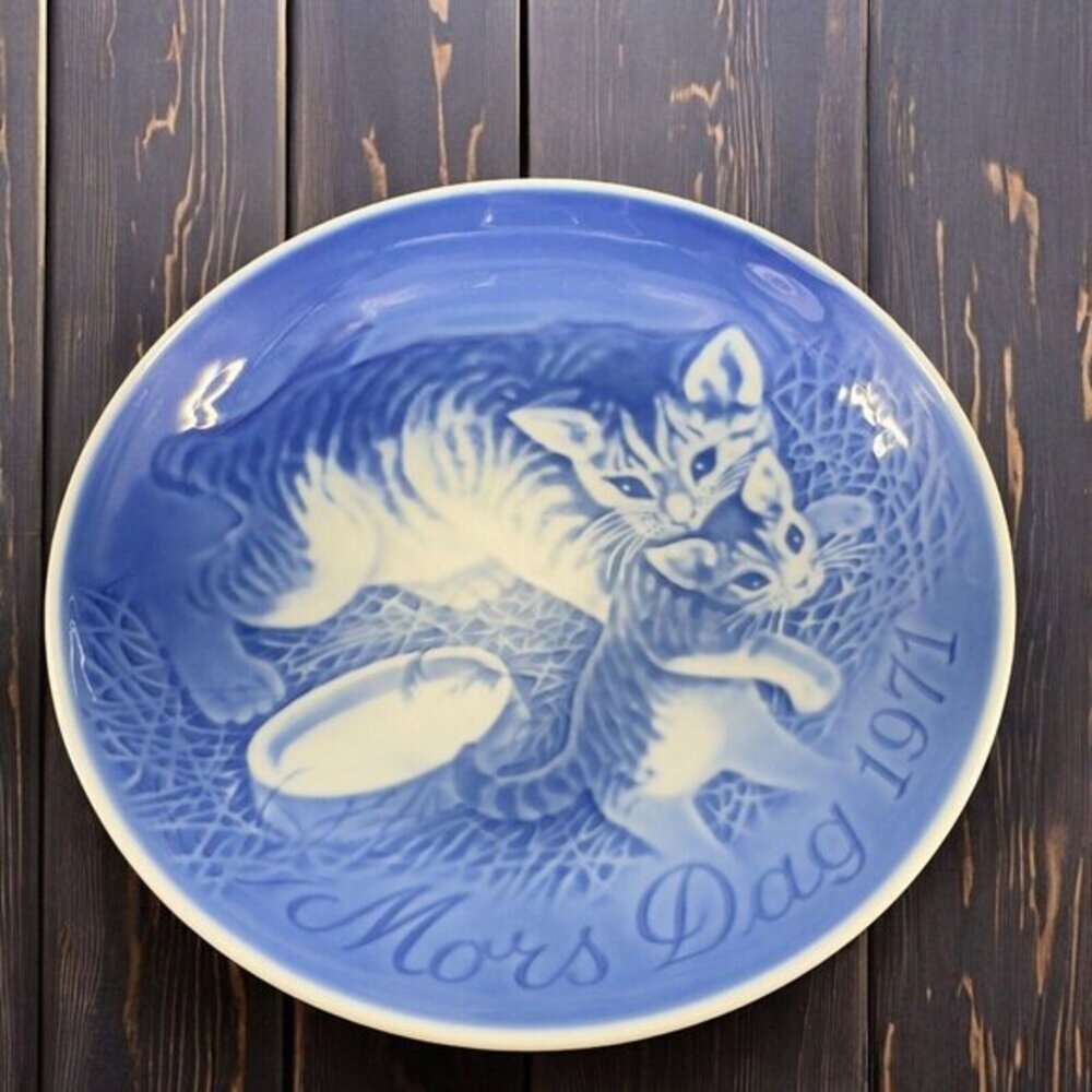 1971 Bing & Grondahl Plate Mothers Day Copenhagen Denmark Dish Plate Kitty Cat